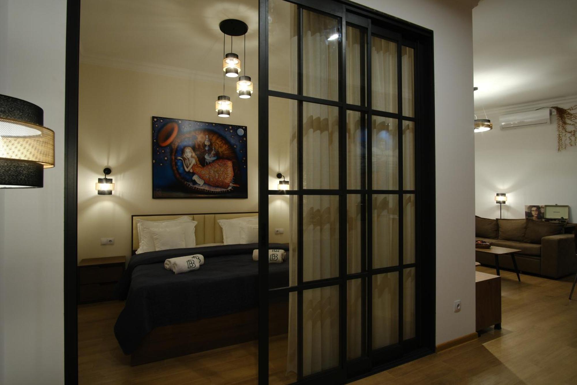 טביליסי Bb Residence Sololaki חדר תמונה