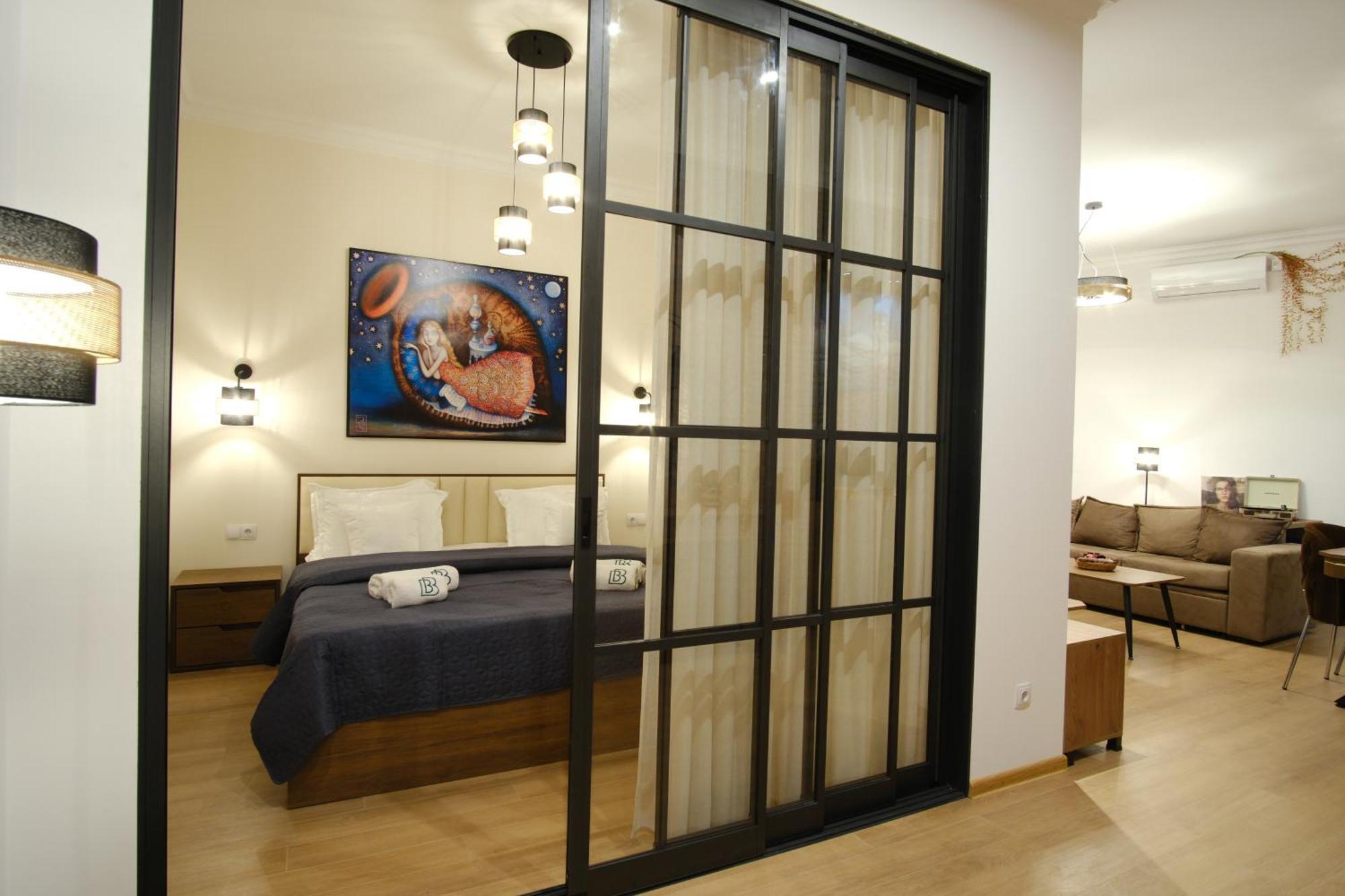 טביליסי Bb Residence Sololaki חדר תמונה